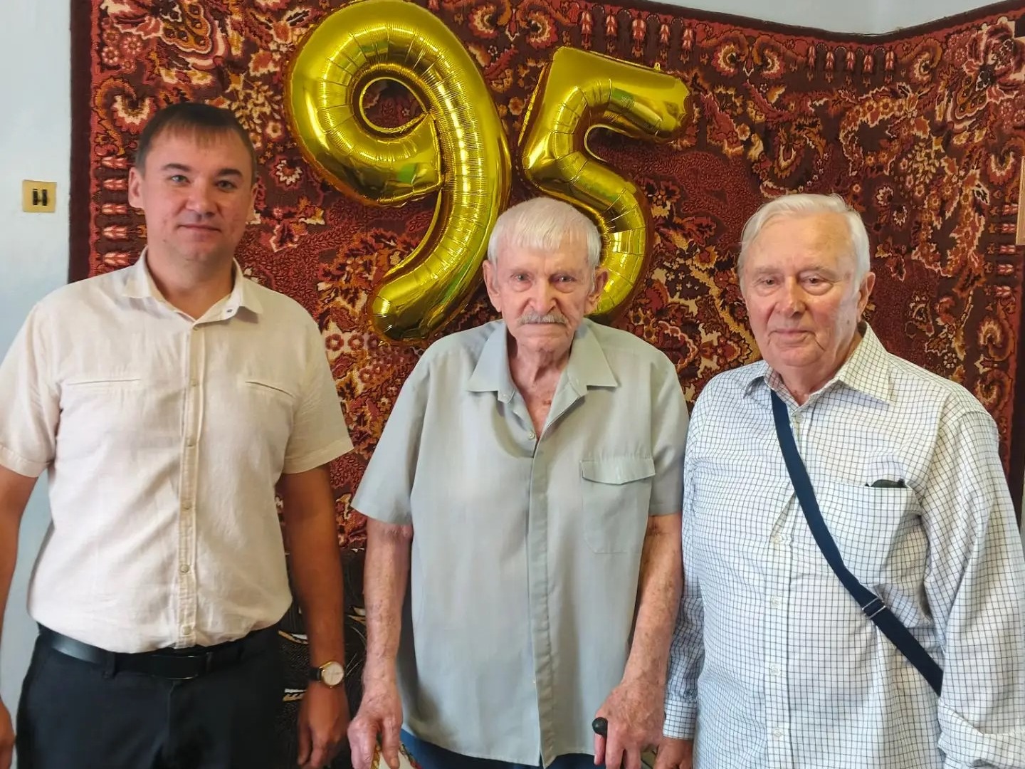 95-летие отмечает житель станицы Курской Васильев Дмитрий Кондратьевич.